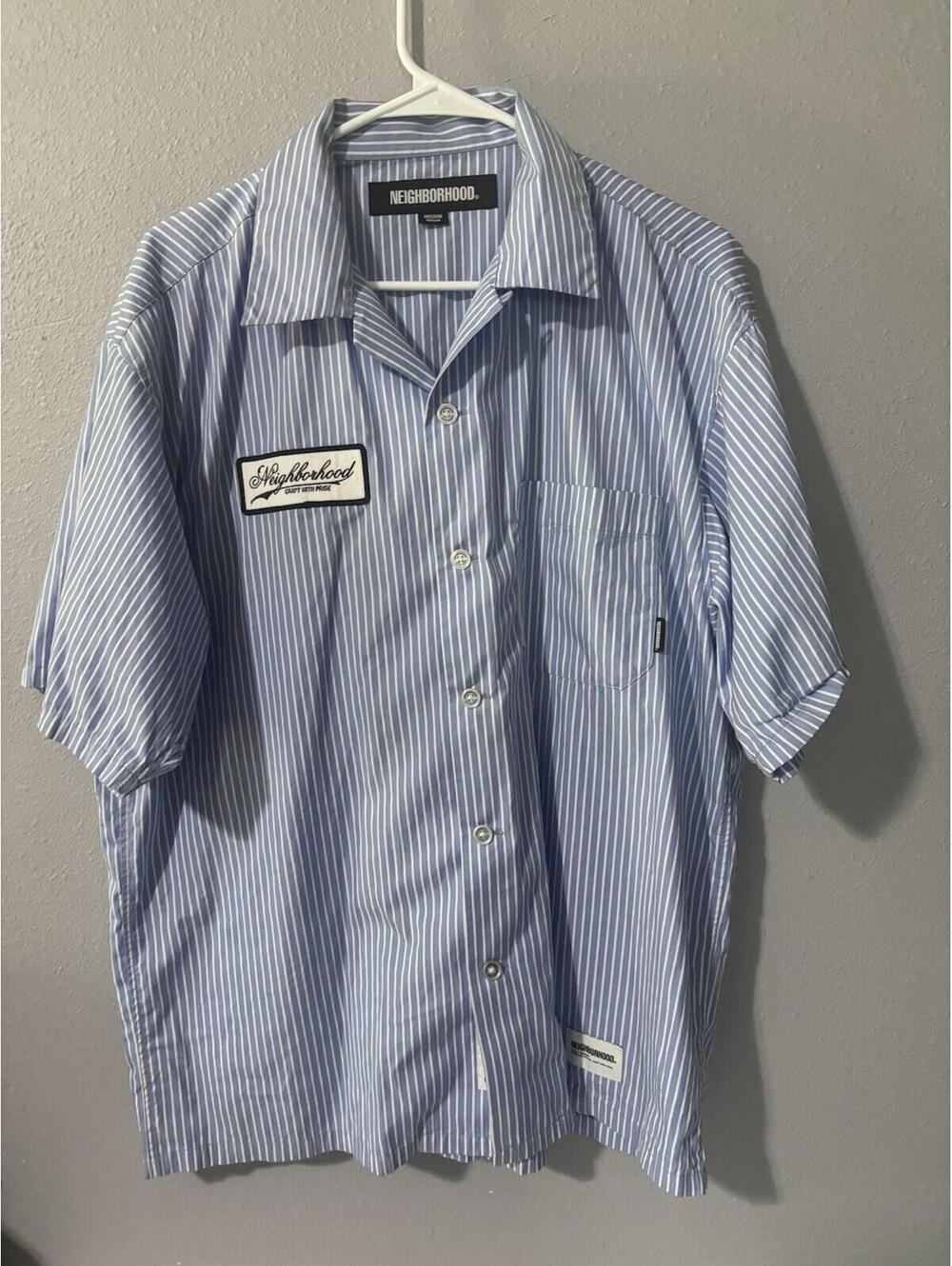 NEIGHBORHOOD Button Up Blue and White Striped Short Sleeve Shirt Medium NWOT
